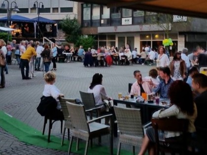 照片: Carlos-Stadt-Gespr&amp;auml;ch
